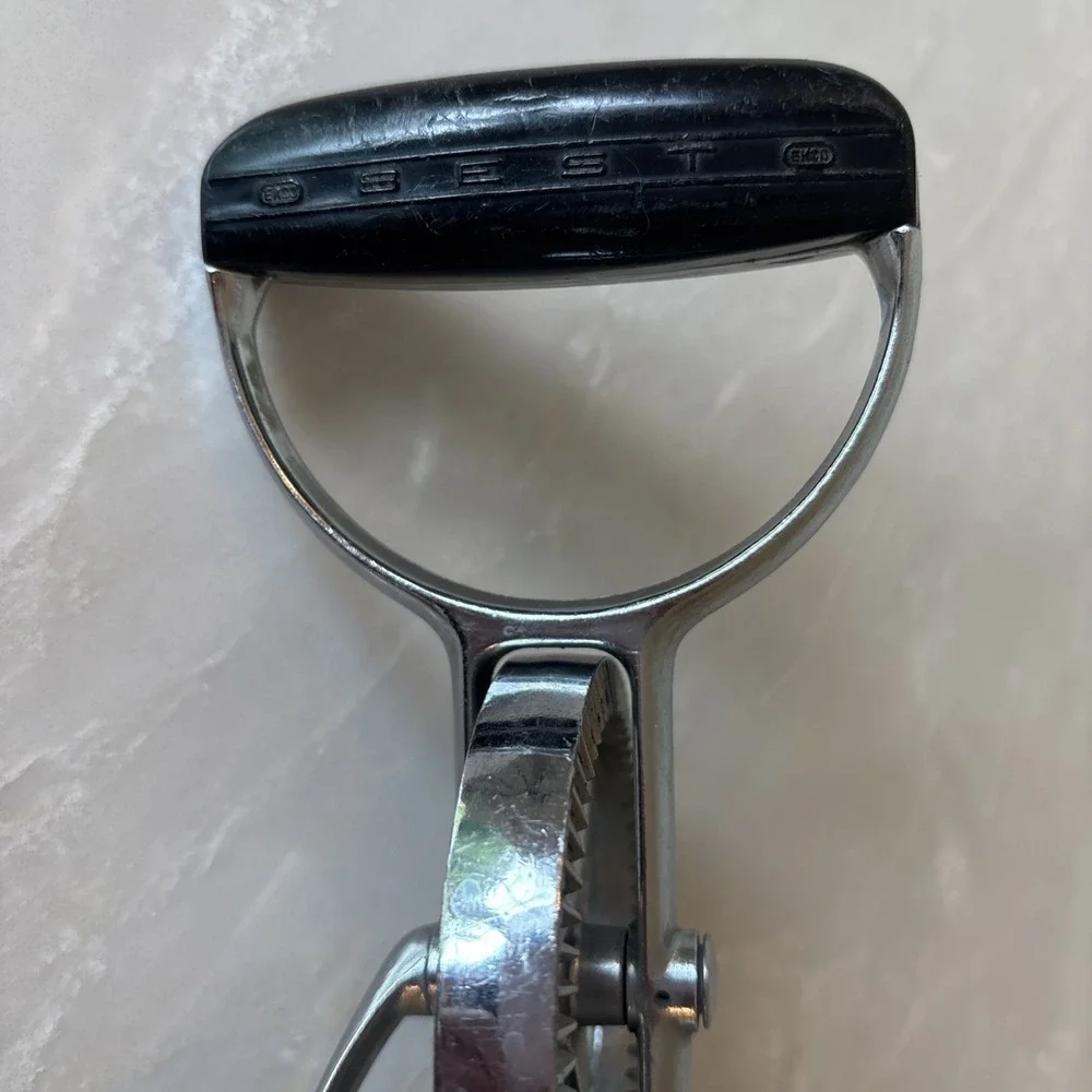 EKCO Best Hand Mixer